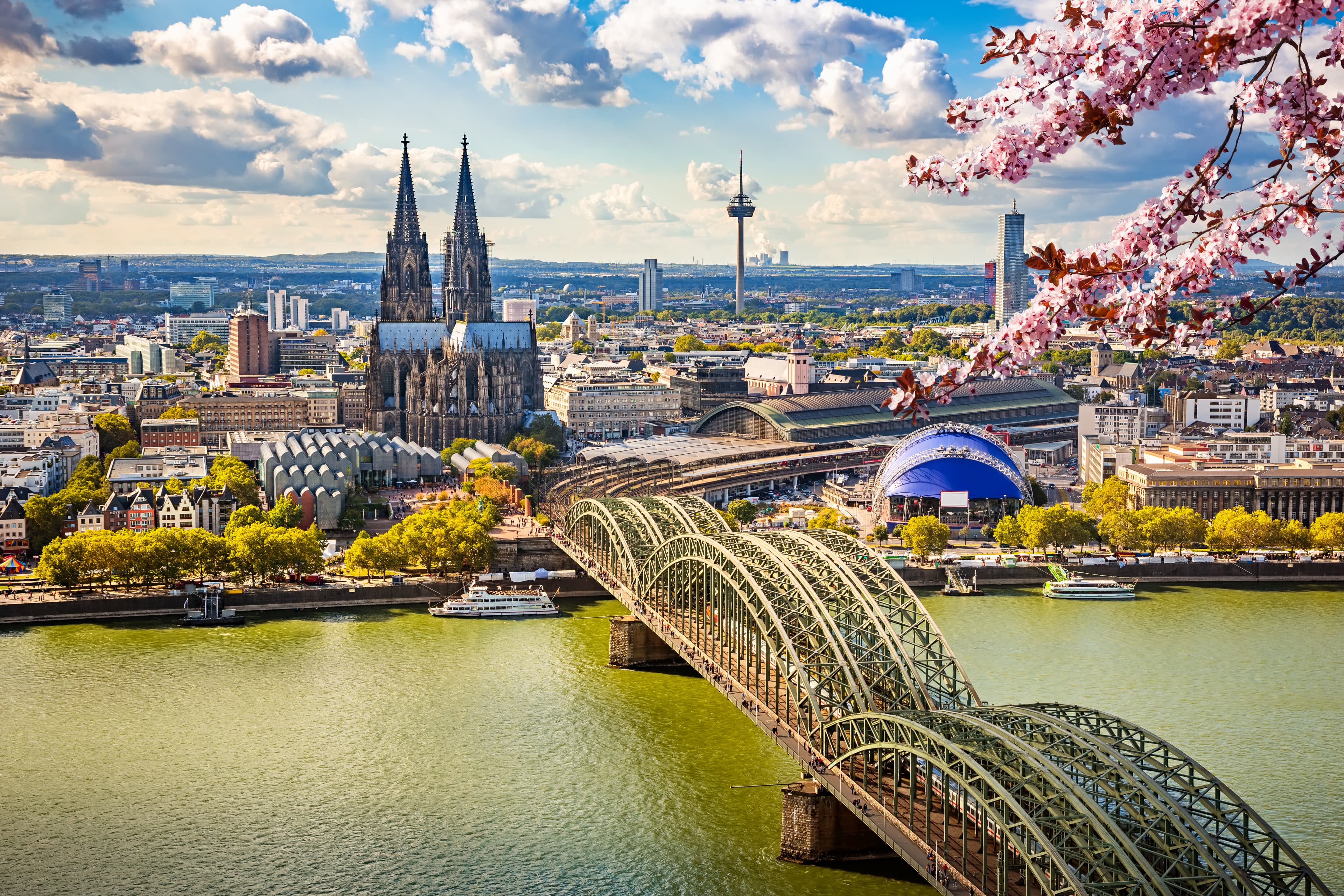 Flights from Heraklion to Cologne